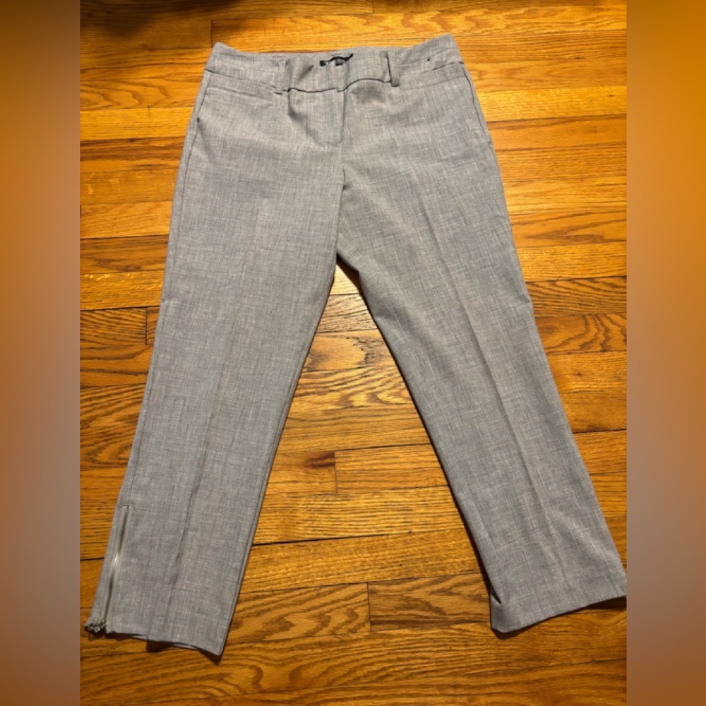 New York & Company Light Gray Cropped Pants